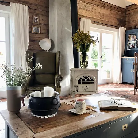 Dom Z Bieszczad Na Kaszubach - Caloroczny Dom Z Balia Ogrodowa * Kowalewo (Wejherowo)