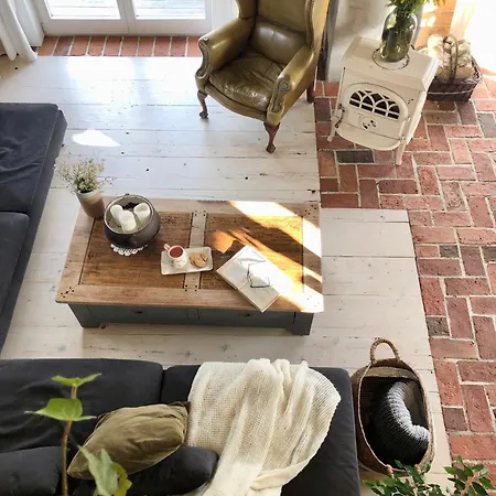 Dom Z Bieszczad Na Kaszubach - Caloroczny Dom Z Balia Ogrodowa Feriehus *