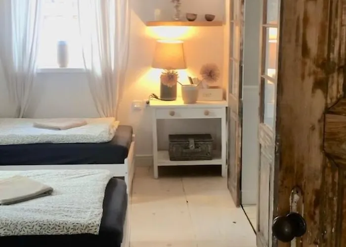 Dom Z Bieszczad Na Kaszubach - Caloroczny Dom Z Balia Ogrodowa * Kowalewo (Wejherowo)