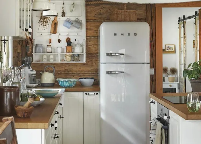 Dom Z Bieszczad Na Kaszubach - Caloroczny Dom Z Balia Ogrodowa בית נופש