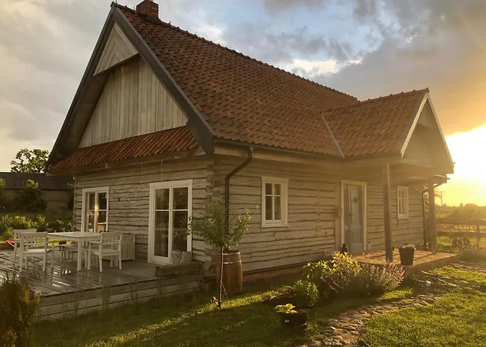 Dom Z Bieszczad Na Kaszubach - Caloroczny Dom Z Balia Ogrodowa * Kowalewo (Wejherowo)