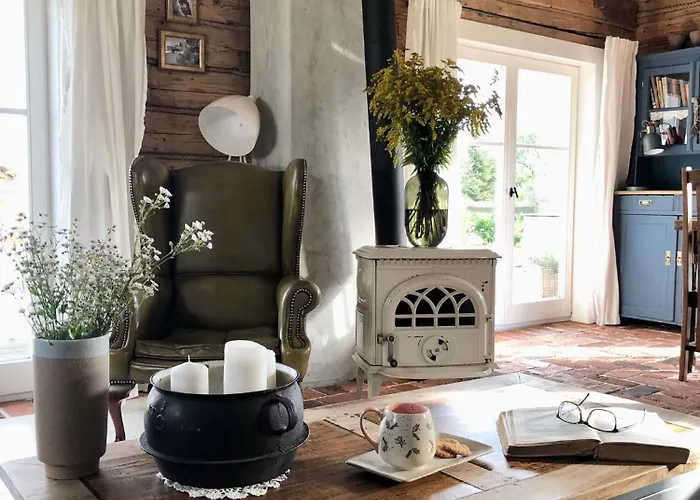 Dom Z Bieszczad Na Kaszubach - Caloroczny Dom Z Balia Ogrodowa * Kowalewo (Wejherowo)